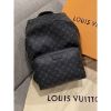 圖片 Louis Vuitton LV 經典 黑色老花滿版設計 男生後背包