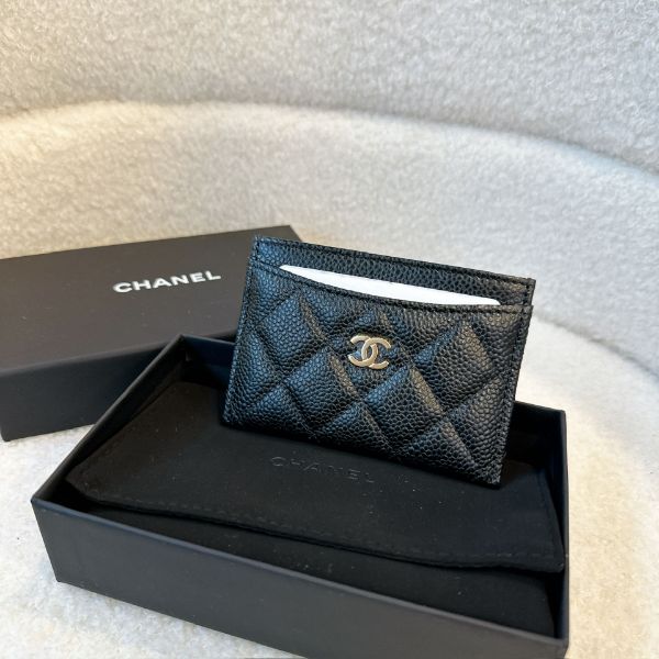 圖片 𝐂𝐇𝐀𝐍𝐄𝐋 荔枝牛卡夾黑金