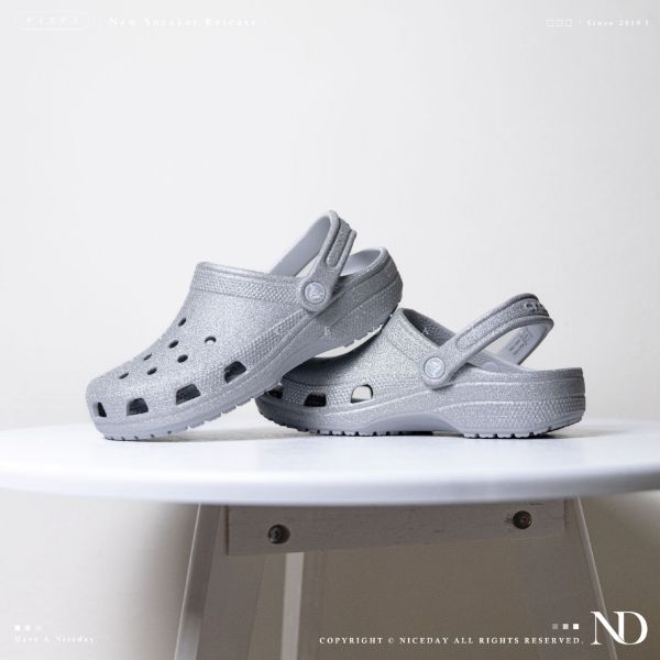 NICEDAY 現貨 Crocs 卡駱馳 經典 閃亮 Y2K 亮粉 亮銀 205942-0IC