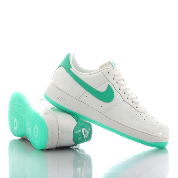 圖片 鞋教 Nike Air Force 1'07 Low " Patent Platinum Tint Stadium Green" 白綠 漆皮 男款 HF4864-094