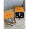 圖片 Louis Vuitton LV 斑鳩灰、黑米色 壓紋Logo設計 女生短夾 三折短夾