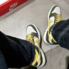 圖片 鞋教 Nike Dunk Low Retro PRM "Cargo Khaki Vivid Sulfur" 酪梨 硫磺 石墨色 FV3629-371