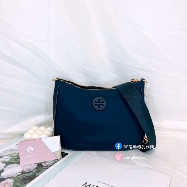 圖片 Tory Burch 尼龍半月包