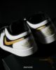 iSNEAKERS 現貨 Air Jordan 1 Low "White Black Metallic Gold Swoosh" 黑白金 553558-172