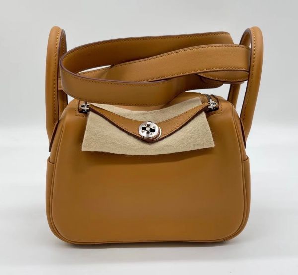 圖片 Hermes mini lindy 芝麻內拼冰川藍銀扣 U刻swift皮 