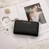 圖片 Marc Jacobs｜MJ 經典中夾
