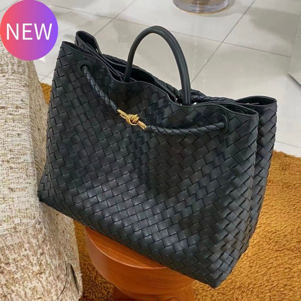 圖片 Bottega Veneta 766019 Andiamo 大款編織小羊皮包 黑色《當季專櫃正售★全新商品 》