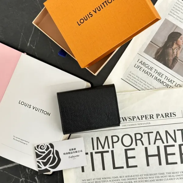圖片 LOUIS VUITTON M64595 Taiga牛皮黑色卡片套