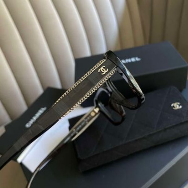 圖片 Chanel 黑金印花粗框鍊條邊平光眼鏡