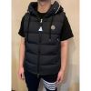 圖片 Moncler 經典 帽子字母設計 羽絨背心 黑色 白色