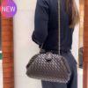 圖片 Bottega Veneta 785807 Teen Lauren 1980 包 Kaki 深卡其色《當季專櫃正售★全新商品 》