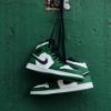 圖片 鞋教 Nike Air Jordan 1 Mid SE "Pine Green" 白綠 海尼根 黑勾 852542-301