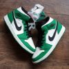 圖片 鞋教 Nike Air Jordan 1 Mid SE "Pine Green" 白綠 海尼根 黑勾 852542-301