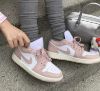 圖片 鞋教 Nike W Air Jordan 1 Low "Pink Oxford" 草莓奶昔 仿舊奶油底 DC0774-162