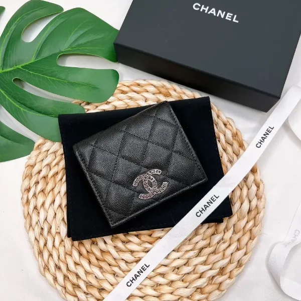 圖片 Chanel 24P 季節款 簍空雙C 兩折短夾