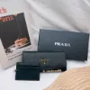 圖片 PRADA 長夾 經典LOGO 水波紋信封長夾 情人節