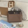 圖片 Hermès Herbag Zip 31 大象灰配烏木色金釦手提肩背包