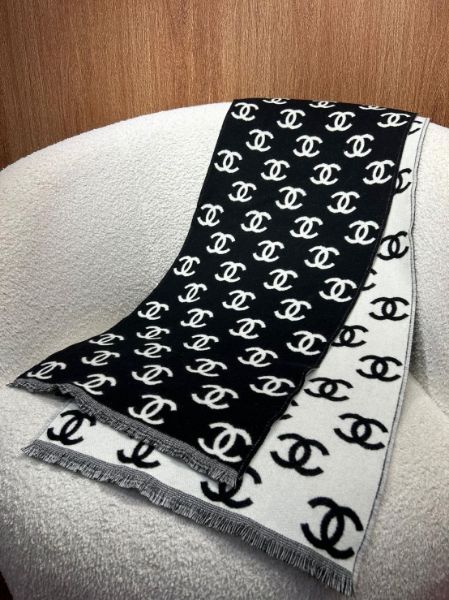 圖片 CHANEL滿版logo雙面圍巾 厚款