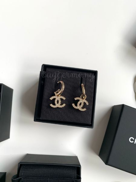圖片 Chanel 全鑽垂墜式經典CC耳環 📦現貨
