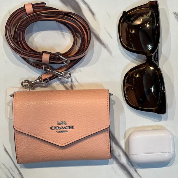 圖片 Coach迷你信封短夾包