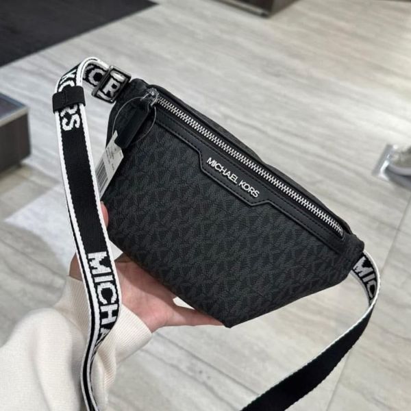 圖片 Michael Kors MK 滿版提花字母背袋腰包