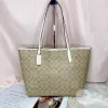 圖片 Coach City 磁扣托特包