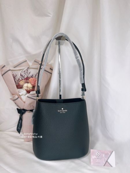 圖片 美國代購🇺🇸台灣現貨 Kate spade  兩用水桶包 肩背包 斜背包
