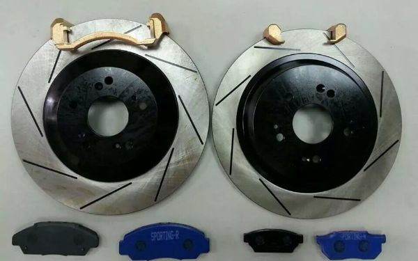 圖片 2020 Grand Lander 後302加大碟+防爆金屬油管+陶瓷來令片