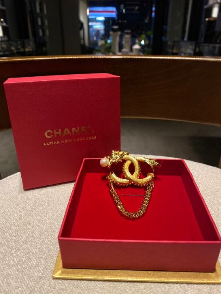 圖片 CHANEL 龍年胸針