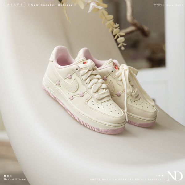 NICEDAY 現貨 Nike Air Force 1 Valentine's Day 情人節 白粉 愛心 小愛心 HV5992-111