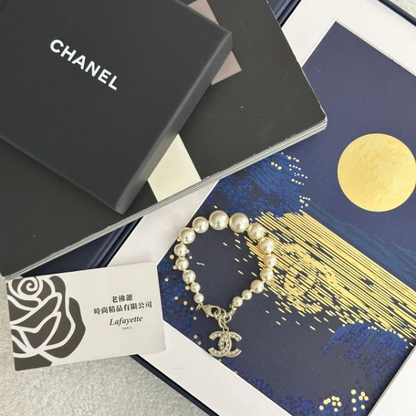 圖片 CHANEL 經典雙C珍珠手鍊