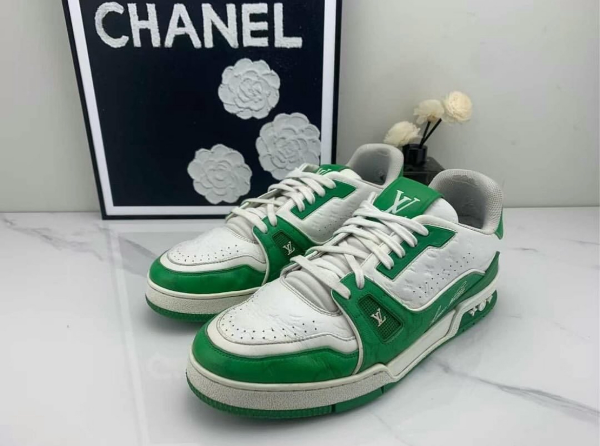 圖片 LV trainer 白綠滿印壓紋