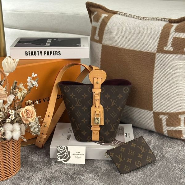 圖片 LOUIS VUITTON M12925 All In BB 老花款
