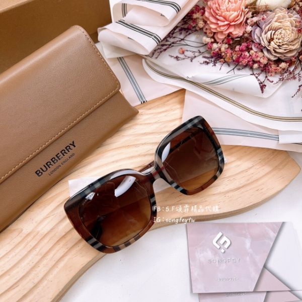 圖片 Burberry 格紋墨鏡 400513 4499g 格紋