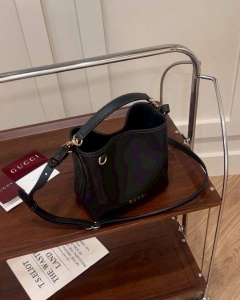 圖片 【GUCCI】EMBLEN 迷你水桶包 黑色