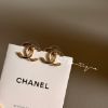 圖片 Chanel 25S 拉絲感金色耳針
