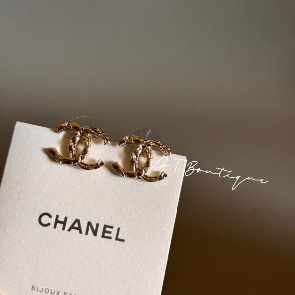 圖片 Chanel 25S 特殊壓紋耳針 