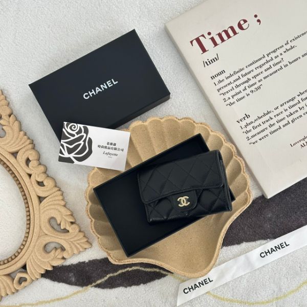 圖片 CHANEL 25S 新款黑金釦式零錢包