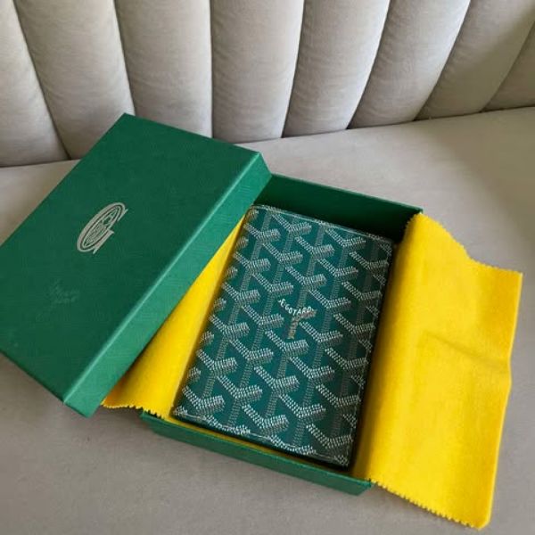 圖片 Goyard綠色護照