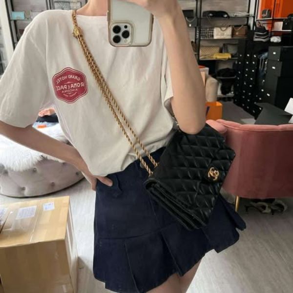 圖片 Chanel 22k黑金羊皮金柱調節口蓋包