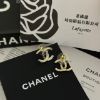 圖片 CHANEL 25S 線條拉絲雙C耳環