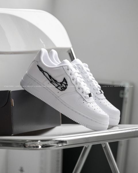 圖片 KTQ STORE 現貨 Nike Air Force 1 Low "Liquid metal Swoosh" 毒液液態金屬 IF1686-101