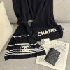 圖片 CHANEL 25S 羊毛字母黑色圍巾