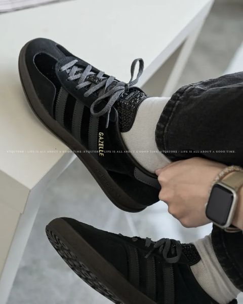 圖片 KTQ STORE 現貨 ADIDAS GAZELLE INDOOR 炭黑 灰黑 深灰 焦糖底 天鵝絨 女鞋 JI2712