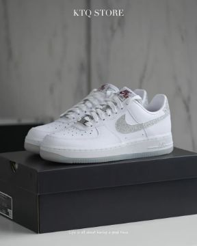 圖片 KTQ STORE 現貨 NIKE AIR FORCE 1 AF1 白銀 銀灰 滿天星 女鞋 HQ3461-191