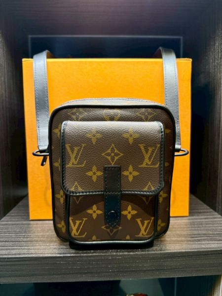 圖片 LV 老花手機包
