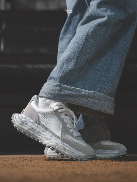 Maison Mihara Yasuhiro Larry OG Sole Mix Material Low-top "White" A14FW703	