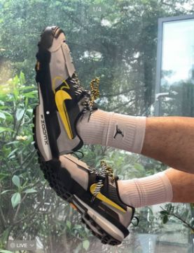圖片  Sacai x Nike Zegamadome "Matte Silver Tour Yellow" 黑黃 HQ8618-002