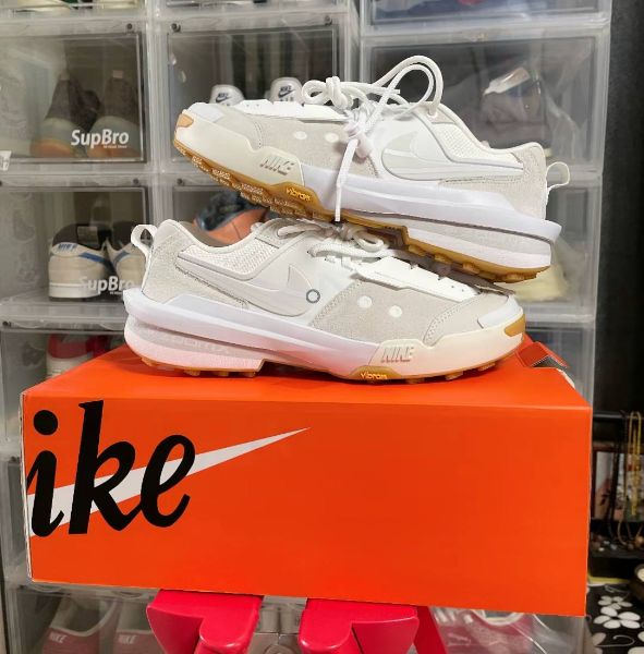 圖片 sacai x Nike Zegamadome SP 聯名 白色 米白 焦糖 解構 復古 HQ8618-100