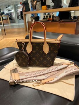 圖片 Lv neverfull Bb 米茶色肩帶 小包巨能裝還有零錢袋 真的好看又實用、含提袋 送禮超合適